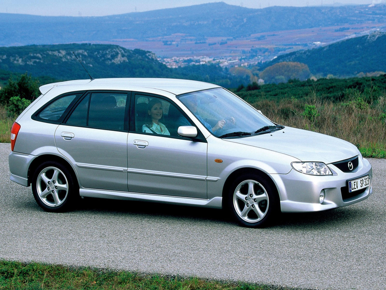 Mazda 323 (BJ)
